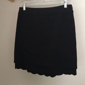 Black Loft ruffle bottom skirt